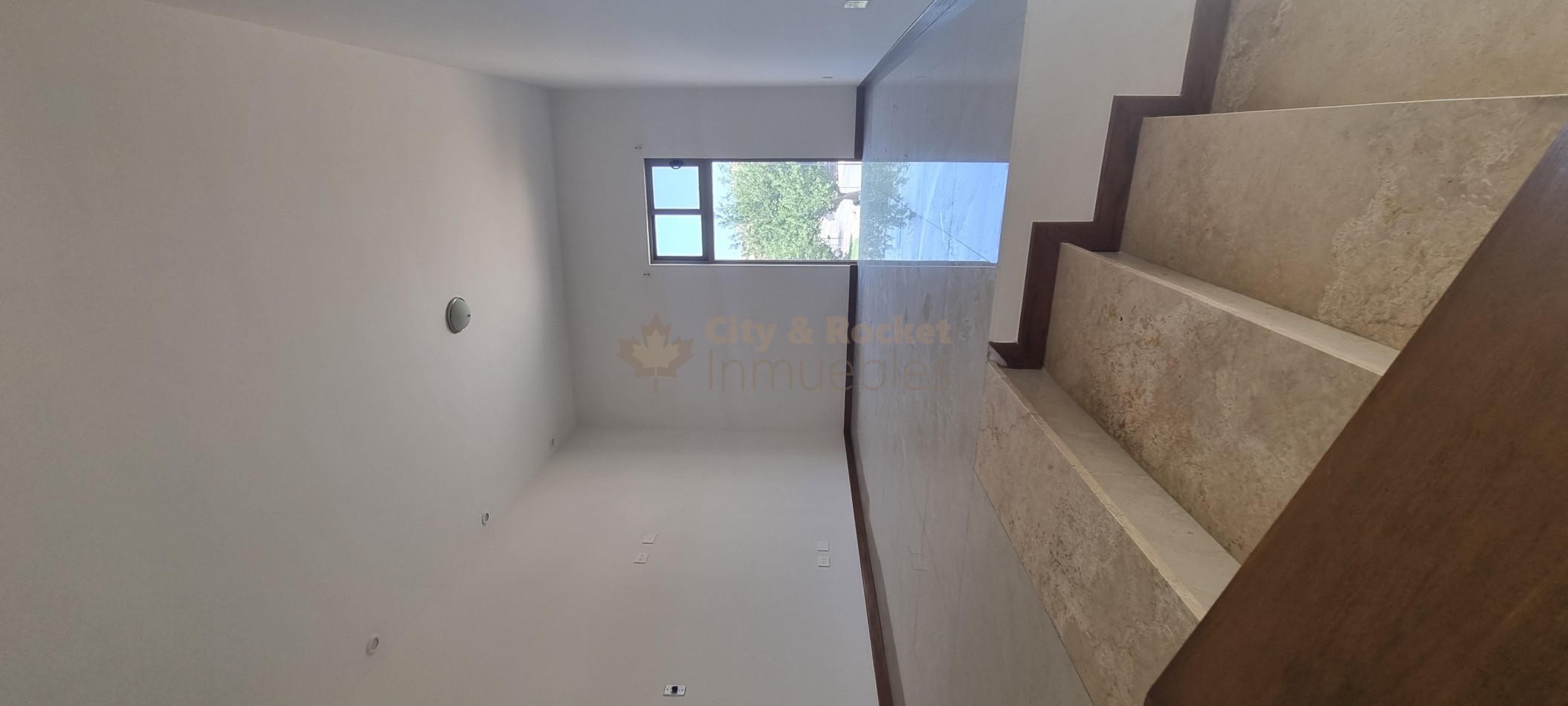 Bosques del Valle $6.9M Privado frente a Parque